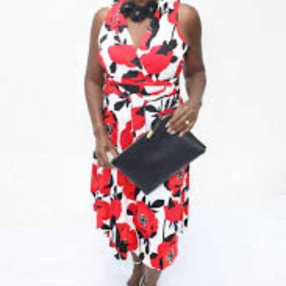 London Times Red and Black Halter Sundress - Picture 10 of 11